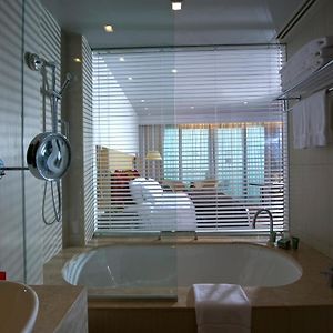 Standard Zimmer mit Kingsize-Bett